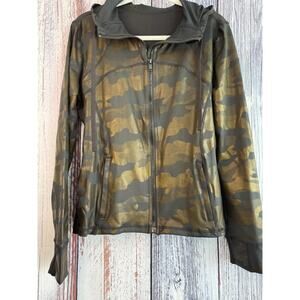 Womens Camo Running Jacket Size 1X Tight Fit
